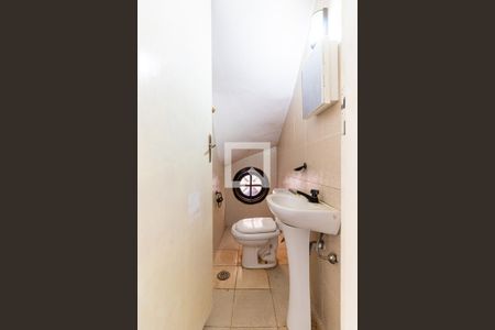 Lavabo de casa para alugar com 3 quartos, 260m² em Jardim Consórcio, São Paulo