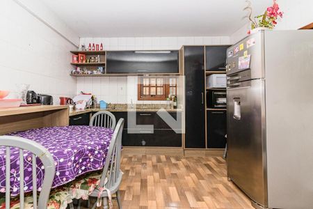 Casa de condomínio à venda com 199m², 4 quartos e 2 vagas Casa de condomínio à venda com 199m², 4 quartos e 2 vagasCozinha