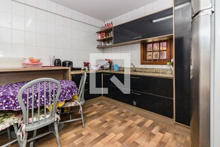 Casa de condomínio à venda com 199m², 4 quartos e 2 vagas Casa de condomínio à venda com 199m², 4 quartos e 2 vagasCozinha