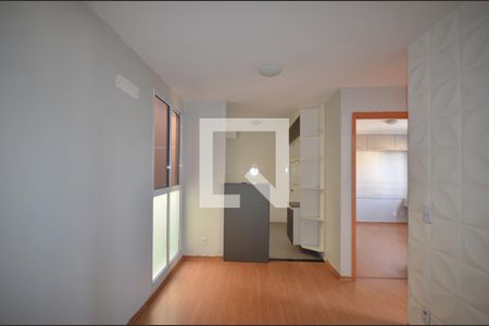 Sala de apartamento para alugar com 2 quartos, 40m² em Campo Grande, Rio de Janeiro