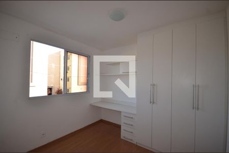 Quarto 1 de apartamento para alugar com 2 quartos, 40m² em Campo Grande, Rio de Janeiro
