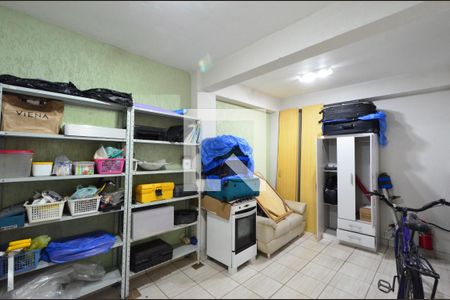 Casa à venda com 253m², 3 quartos e 4 vagasQuarto de Serviço