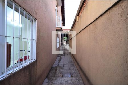 Casa à venda com 253m², 3 quartos e 4 vagasQuintal