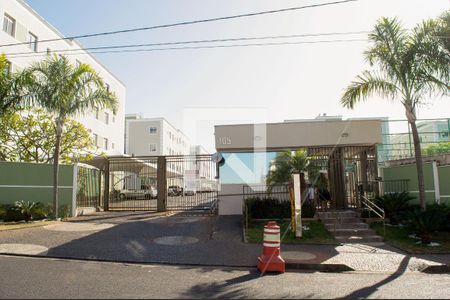 Apartamento para alugar com 46m², 2 quartos e 1 vaga Apartamento para alugar com 46m², 2 quartos e 1 vagaFachada