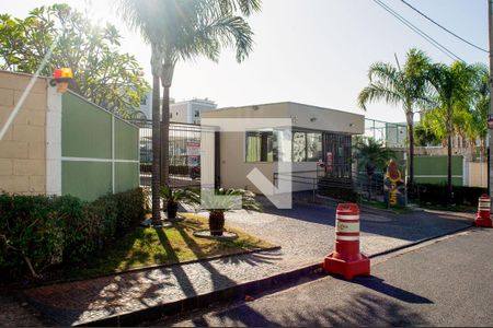 Apartamento para alugar com 46m², 2 quartos e 1 vaga Apartamento para alugar com 46m², 2 quartos e 1 vagaFachada