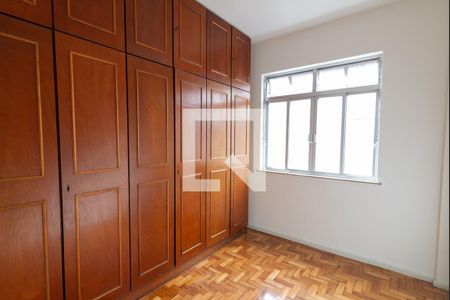 Quarto 1 de apartamento para alugar com 2 quartos, 65m² em São Cristóvão, Rio de Janeiro