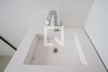 Apartamento para alugar com 77m², 2 quartos e 1 vaga Apartamento para alugar com 77m², 2 quartos e 1 vagaBanheiro