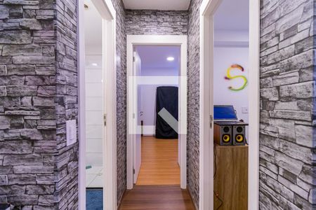 Corredor de apartamento para alugar com 2 quartos, 42m² em Jardim Santa Emília, São Paulo
