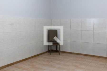 Sala de casa para alugar com 1 quarto, 44m² em Pilares, Rio de Janeiro