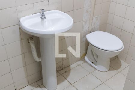 Casa para alugar com 44m², 1 quarto e sem vagaBanheiro