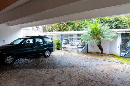 Casa à venda com 640m², 4 quartos e 7 vagasGaragem