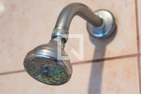 Casa à venda com 640m², 4 quartos e 7 vagasBanheiro da Suíte 2 Detalhe