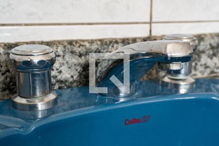 Casa à venda com 640m², 4 quartos e 7 vagasBanheiro da Suíte 1 - Torneira