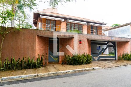 Casa à venda com 640m², 4 quartos e 7 vagasFachada