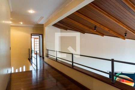 Casa à venda com 640m², 4 quartos e 7 vagasCorredor