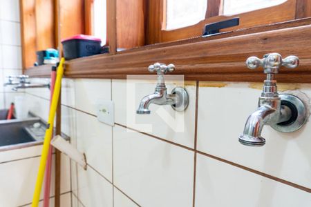 Casa à venda com 640m², 4 quartos e 7 vagasÁrea de Serviço - Torneira