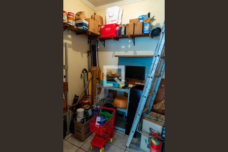 Casa à venda com 640m², 4 quartos e 7 vagasDepósito