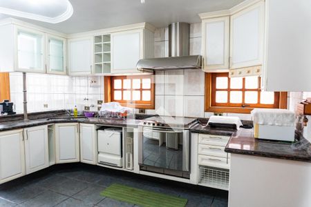 Casa à venda com 640m², 4 quartos e 7 vagasCozinha