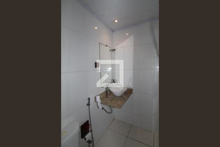 Casa para alugar com 55m², 2 quartos e sem vagaBanheiro