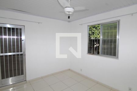 Quarto 2 de casa para alugar com 2 quartos, 55m² em Penha Circular, Rio de Janeiro