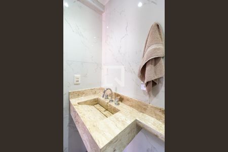 Apartamento à venda com 77m², 2 quartos e 1 vagaBanheiro Social