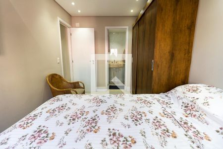 Apartamento à venda com 77m², 2 quartos e 1 vagaQuarto 2 - Suíte