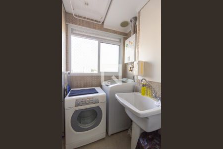 Apartamento à venda com 77m², 2 quartos e 1 vagaÁrea de Serviço