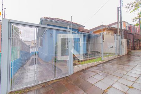 Casa para alugar com 160m², 3 quartos e 2 vagasFachada