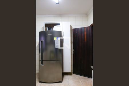 Casa à venda com 180m², 4 quartos e 2 vagas Casa à venda com 180m², 4 quartos e 2 vagasCozinha e Sala de Jantar