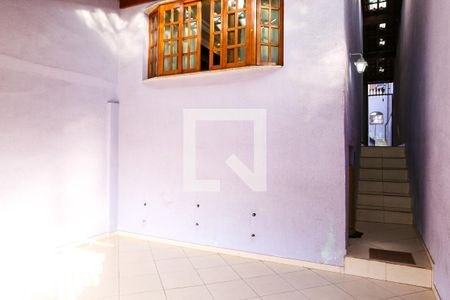 Casa à venda com 180m², 4 quartos e 2 vagas Casa à venda com 180m², 4 quartos e 2 vagasGaragem