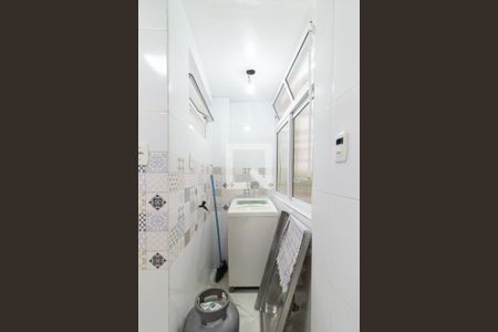 Apartamento à venda com 57m², 2 quartos e 1 vagaCozinha e Área de Serviço