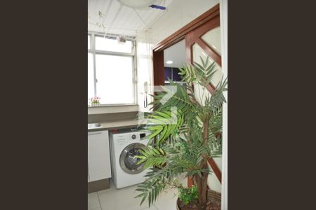 Apartamento à venda com 103m², 3 quartos e 1 vagaÁrea de Serviço