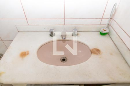 Casa à venda com 510m², 6 quartos e 5 vagasDetalhe banheiro