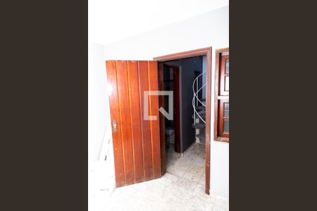 Casa à venda com 510m², 6 quartos e 5 vagasBanheiro de Serviço