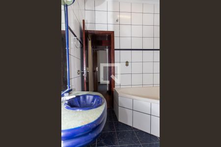 Casa à venda com 510m², 6 quartos e 5 vagasBanheriro da Suite 1