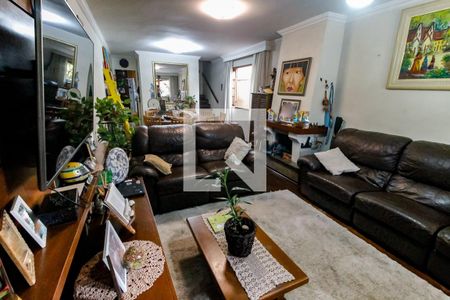 Sala de casa de condomínio para alugar com 3 quartos, 154m² em Jardim Santa Efigênia, São Paulo