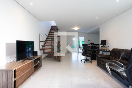 Sala de casa de condomínio à venda com 3 quartos, 170m² em Vargem Pequena, Rio de Janeiro
