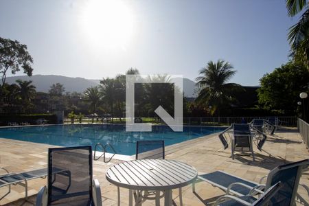 Casa de condomínio à venda com 90m², 3 quartos e 2 vagasÁrea Comum - Piscina