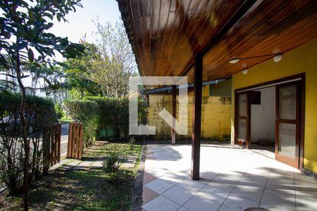 Casa de condomínio à venda com 90m², 3 quartos e 2 vagasQuintal