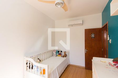 Casa de condomínio à venda com 215m², 3 quartos e 3 vagasQuarto 1