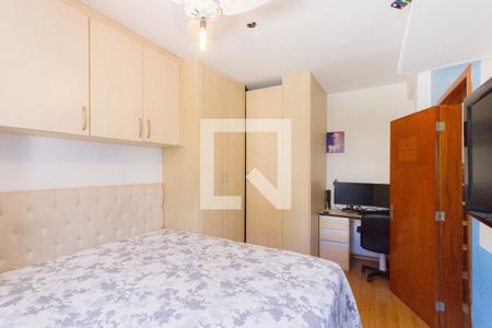 Casa de condomínio à venda com 215m², 3 quartos e 3 vagasQuarto 3 - Suíte