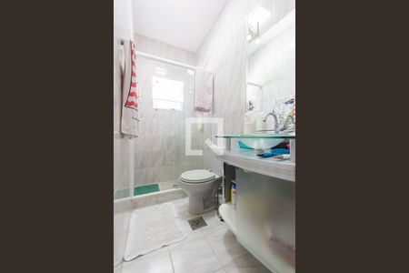 Casa de condomínio à venda com 215m², 3 quartos e 3 vagasBanheiro Social 2