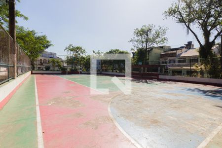 Casa de condomínio à venda com 215m², 3 quartos e 3 vagasQuadra Esportiva