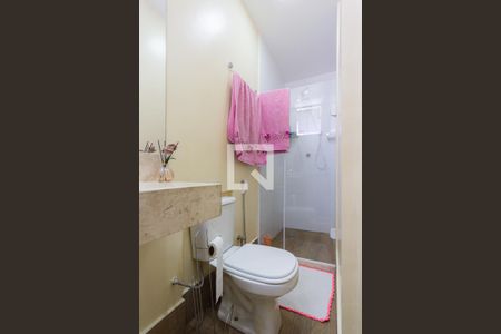 Casa de condomínio à venda com 215m², 3 quartos e 3 vagasBanheiro da Suíte