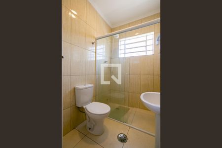 Casa para alugar com 116m², 2 quartos e 1 vaga Casa para alugar com 116m², 2 quartos e 1 vagaBanheiro