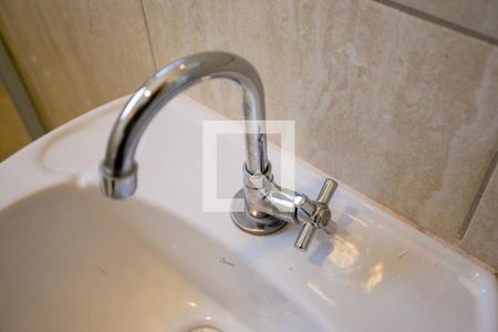 Casa para alugar com 116m², 2 quartos e 1 vaga Casa para alugar com 116m², 2 quartos e 1 vagaBanheiro