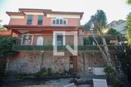 Casa à venda com 780m², 5 quartos e 2 vagasFachada
