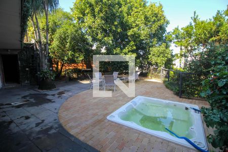 Casa à venda com 780m², 5 quartos e 2 vagasÁrea Externa