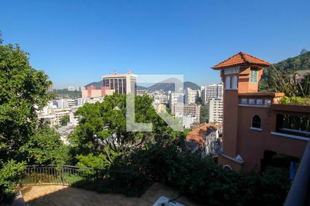 Casa à venda com 780m², 5 quartos e 2 vagasVista