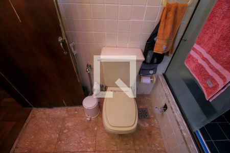 Casa à venda com 780m², 5 quartos e 2 vagasBanheiro da Suíte 2